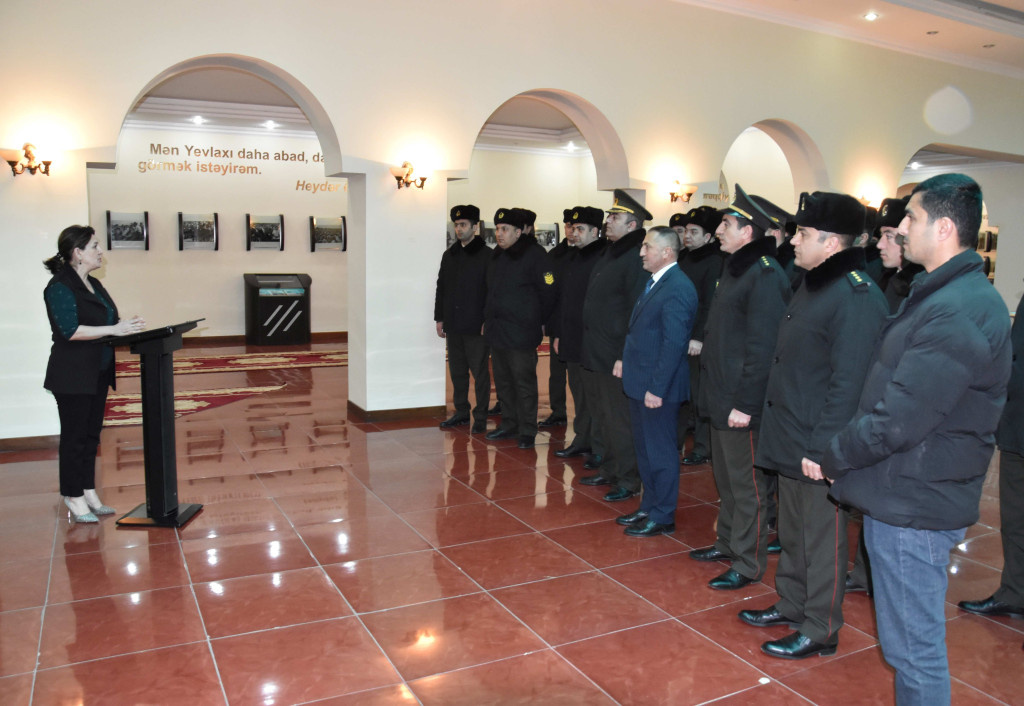Strateji Obyektlərin Mühafizəsi Dövlət Agentliyinin Yevlax regional idarəsinin şəxsi heyəti Heydər Əliyev Mərkəzində olublar