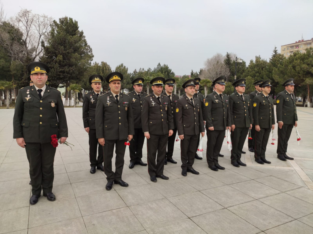 Strateji Obyektlərin Mühafizəsi Dövlət Agentliyinin Sumqayıt regional idarəsinin şəxsi heyəti Heydər Əliyev Mərkəzində olublar