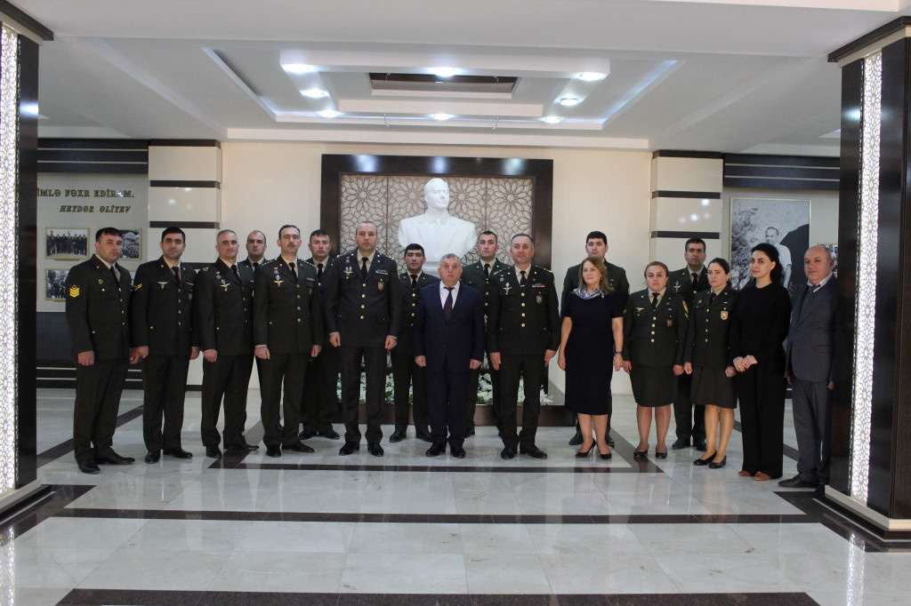 Strateji Obyektlərin Mühafizəsi Dövlət Agentliyinin Qaradağ regional idarəsinin şəxsi heyəti Heydər Əliyev Mərkəzində olublar